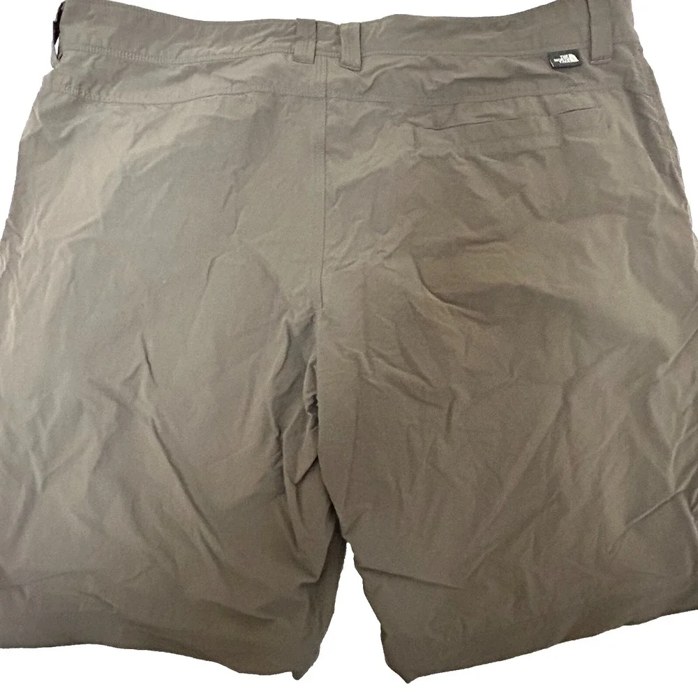 The North Face Chino‎ Short Mens 38 Brown Hiking Camping Flat Front Belt Loops
